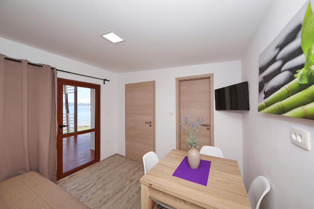 Mobile Home Plumeria 1 Biograd Na Moru Bagian luar foto