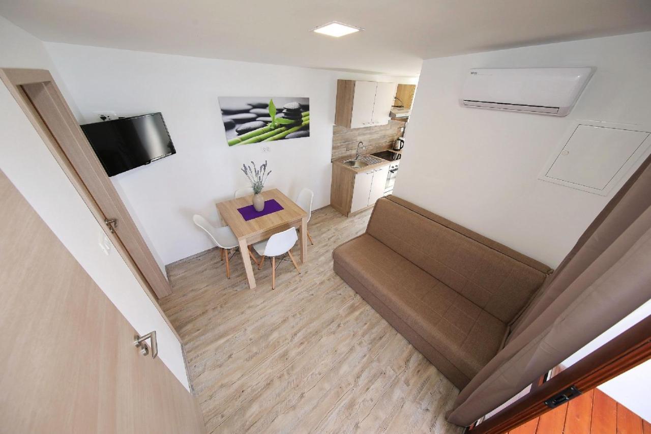 Mobile Home Plumeria 1 Biograd Na Moru Bagian luar foto