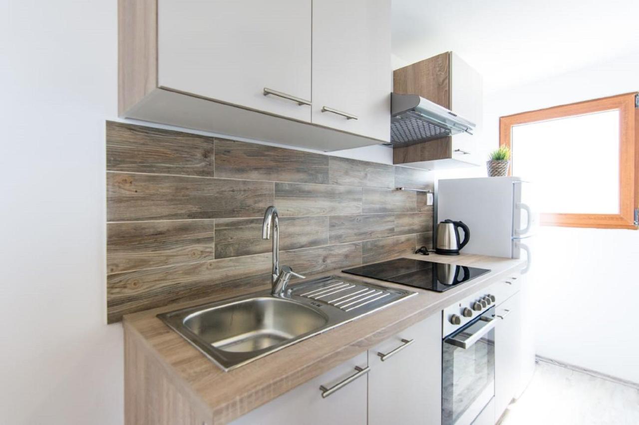 Mobile Home Plumeria 1 Biograd Na Moru Bagian luar foto